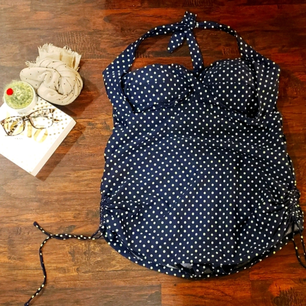 One piece polka-dot bathing suit